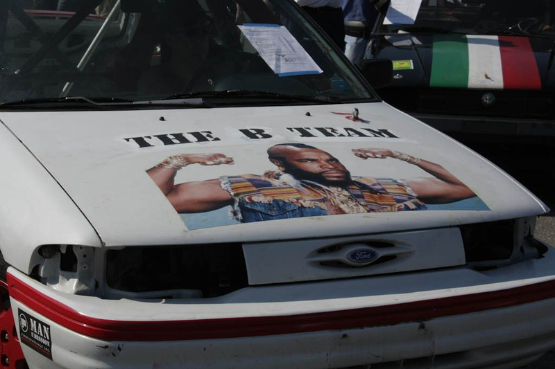 Illustration for article titled The 24 Hours Of LeMons New England 2009 Über Gallery, Part 1